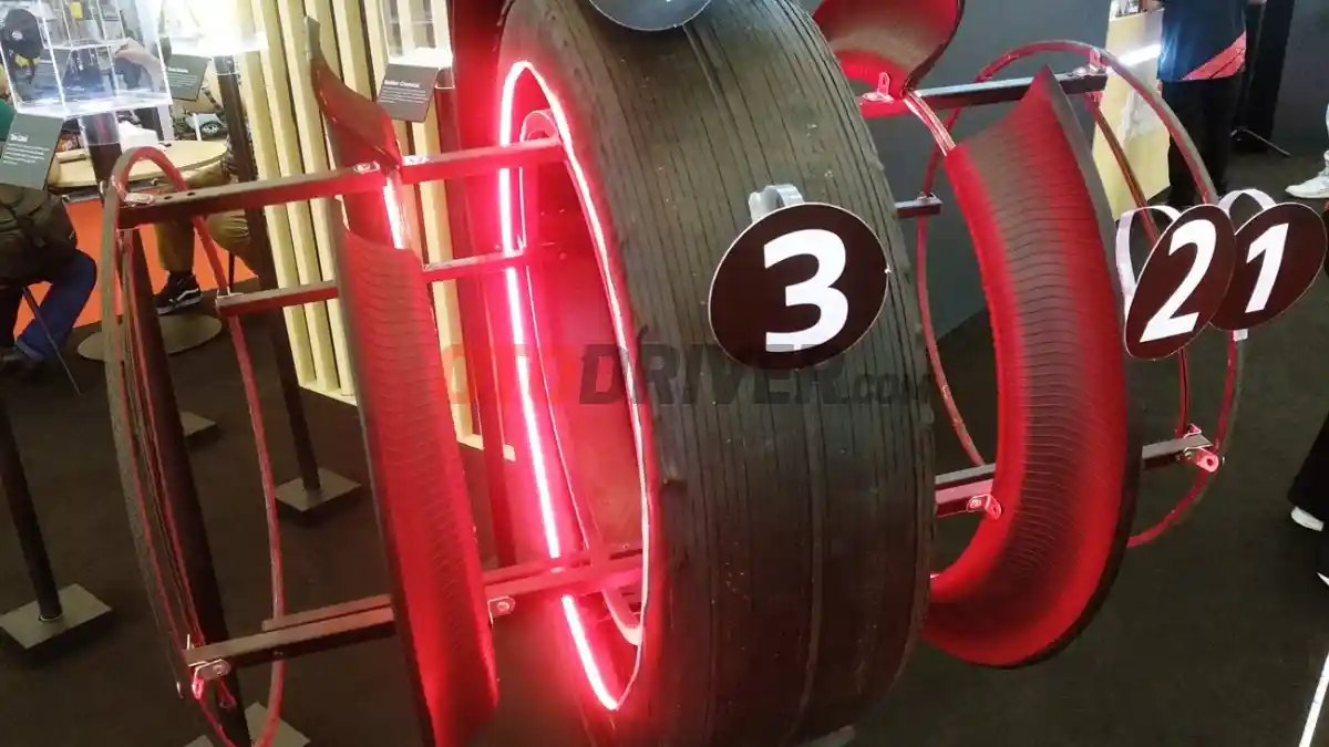 Foto - Belajar Soal Ban Dengan Bridgestone DI GJAW 2025