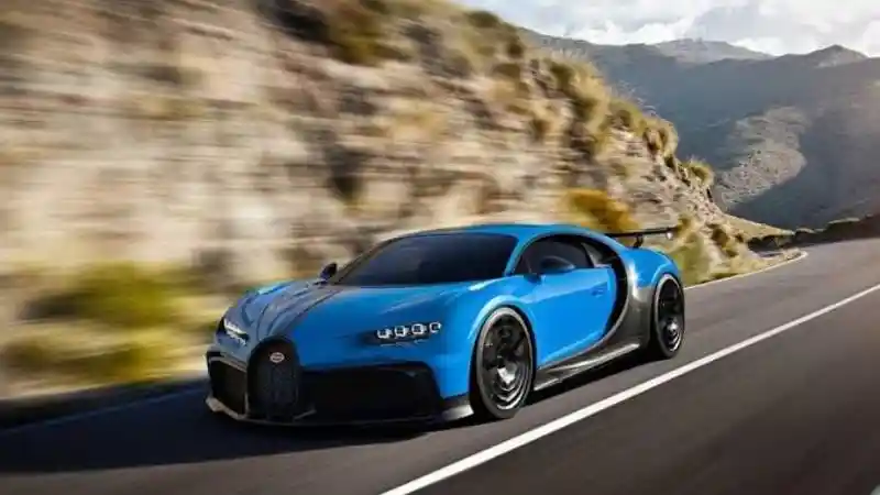 Foto - Alasan Bugatti Chiron Pur Sport Memilih Panggung Peluncuran di Jerman