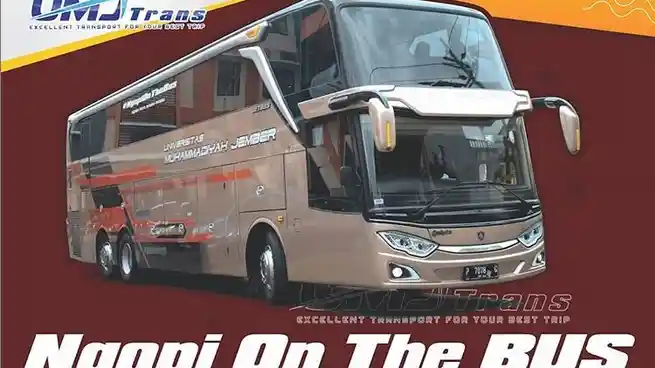 Bus - Bus Ultra High Deck Universitas Muhammadiyah Jember Kini Jadi Cafe Berjalan