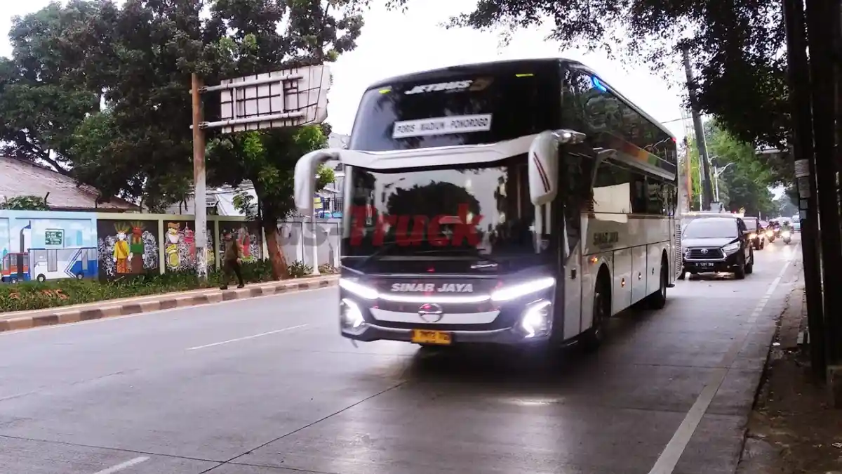 Foto - Ribuan Bus Disiapkan Angkut Penumpang Nataru 2025 Dari Jakarta
