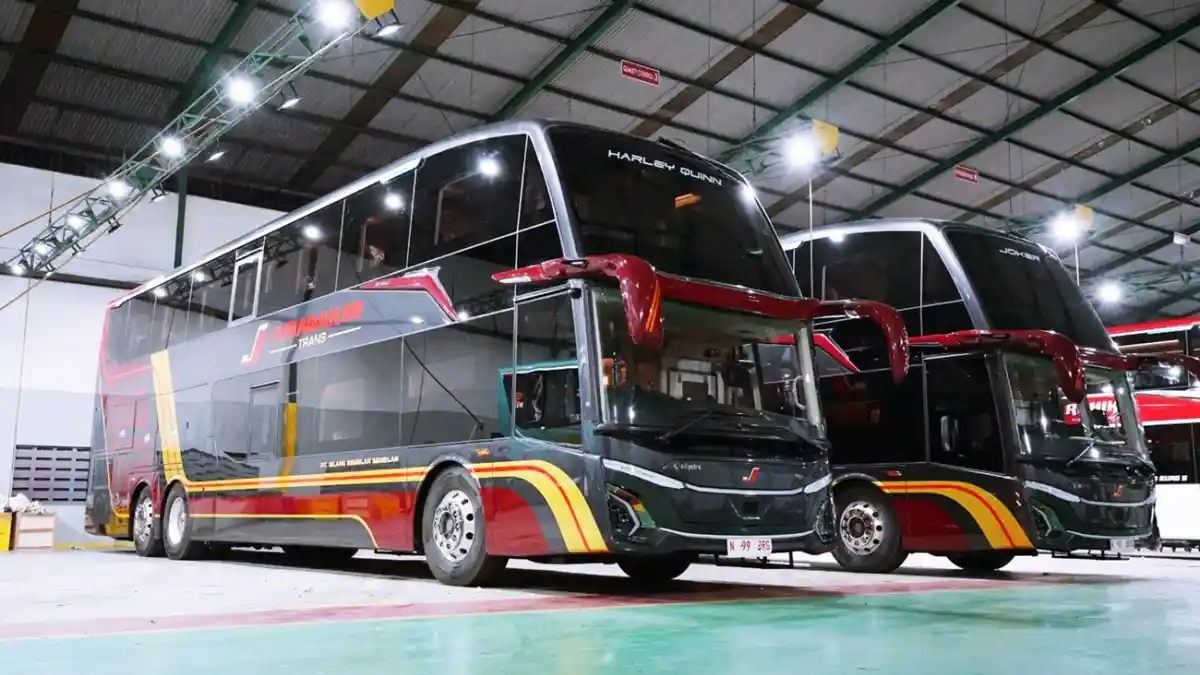 Foto - Juragan 99 Sepakat Boyong Puluhan Unit Bus Di GIIAS 2026
