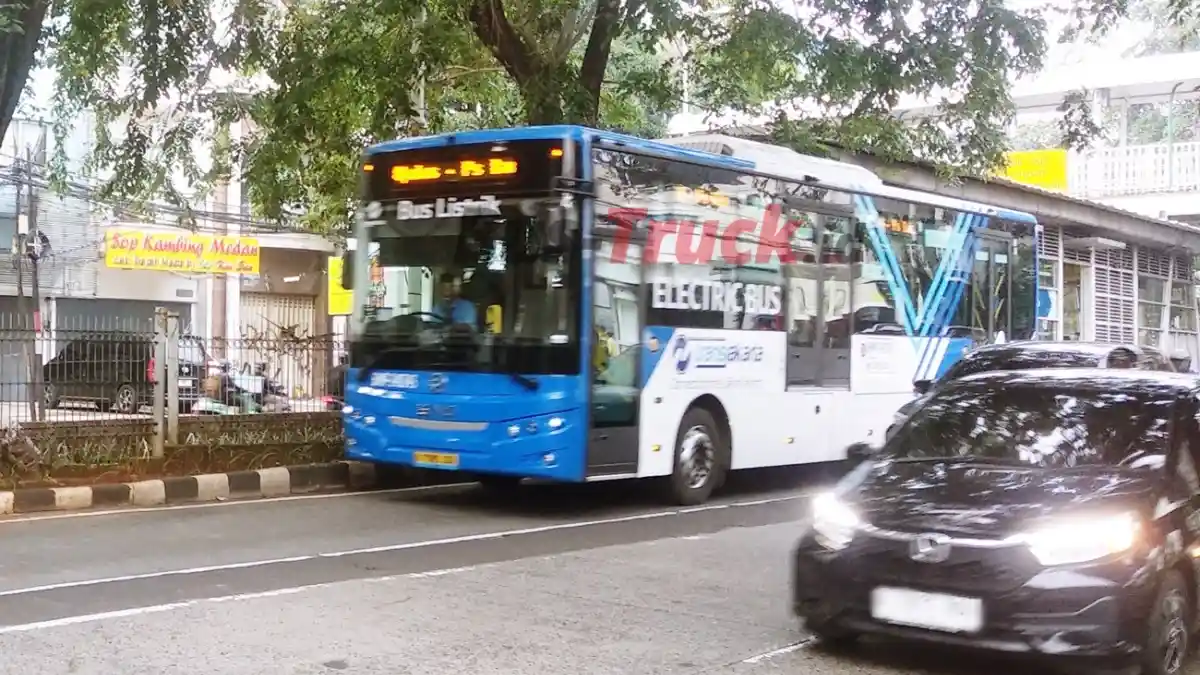 Foto - Transjabodetabek Tambah Rute Ke Wilayah Depok