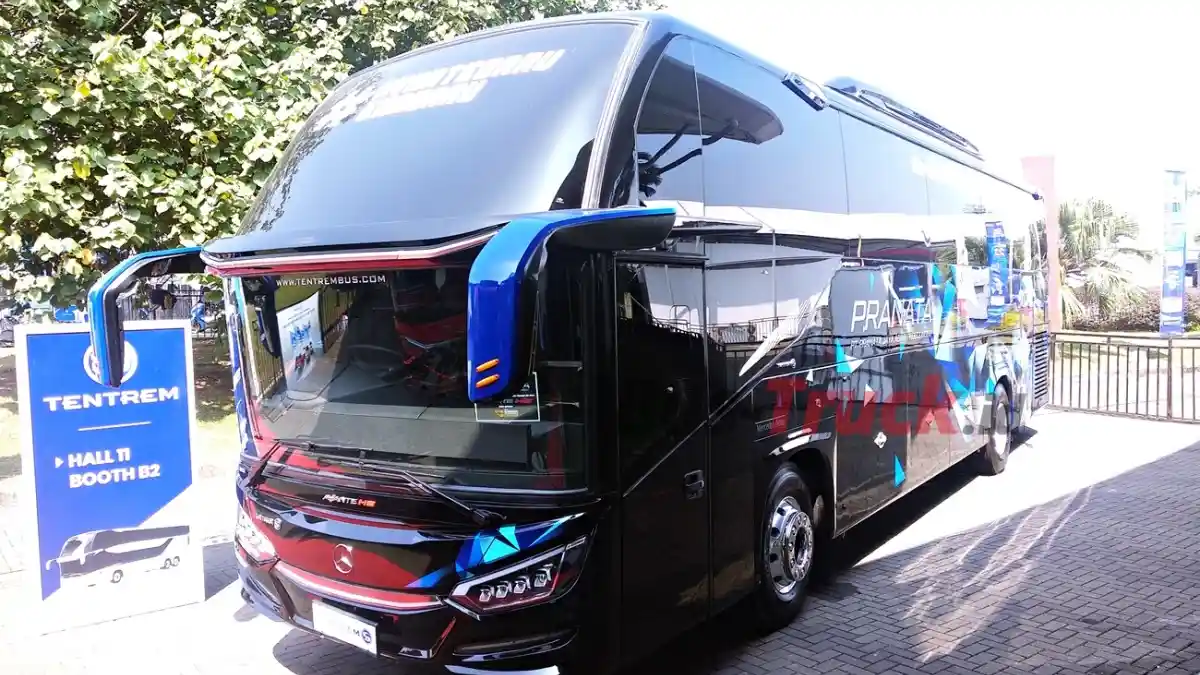 Foto - DCVMI Ekspor Sasis Bus Mercedes-Benz 1626L