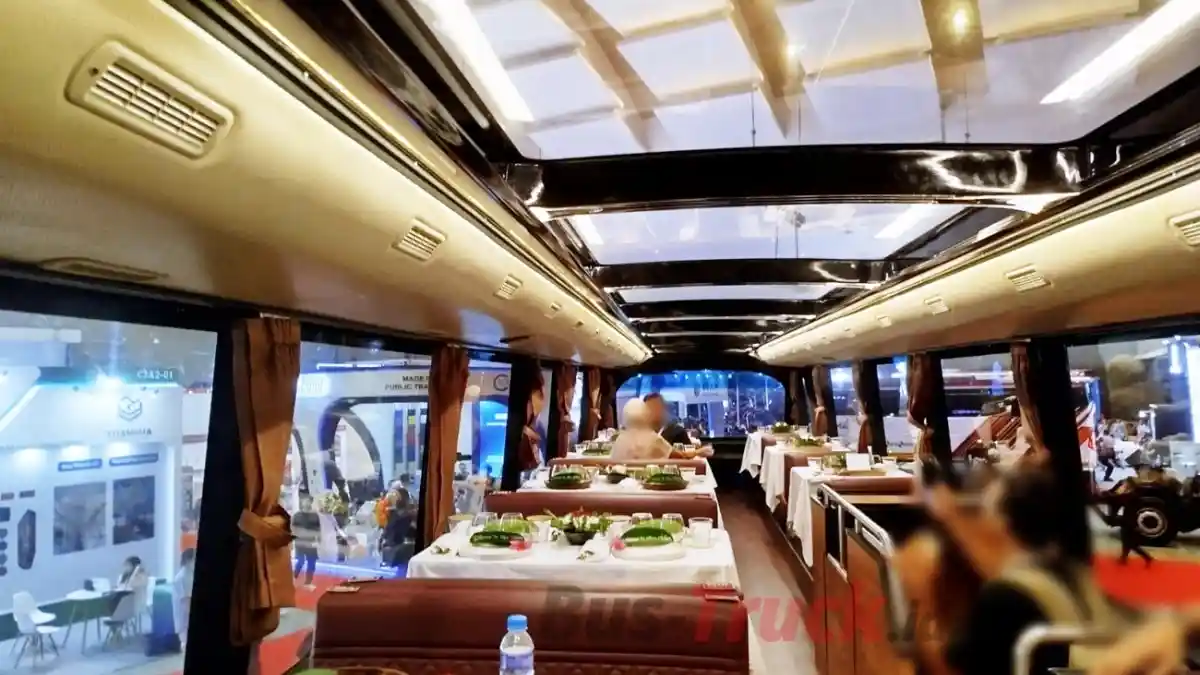Foto - Interior Bus Pariwisata Makin Mewah Sekaligus Nyaman