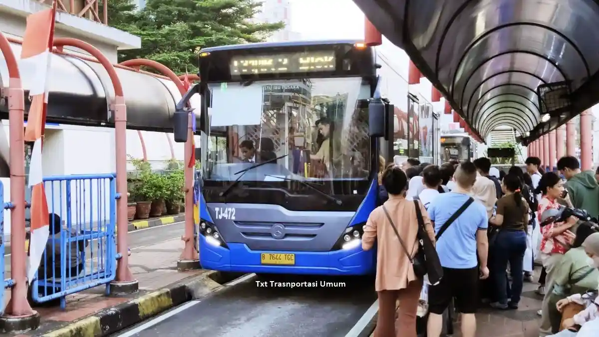 Bus - Rute Bus Blok M-PIK Sudah Beroperasi, Ini Kode Busnya