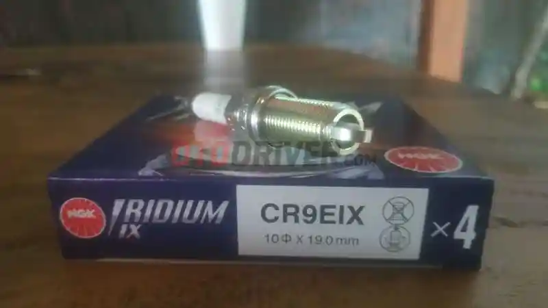 Foto - Catat! Ini Interval Waktu Penggantian Busi Iridium dan Nikel 