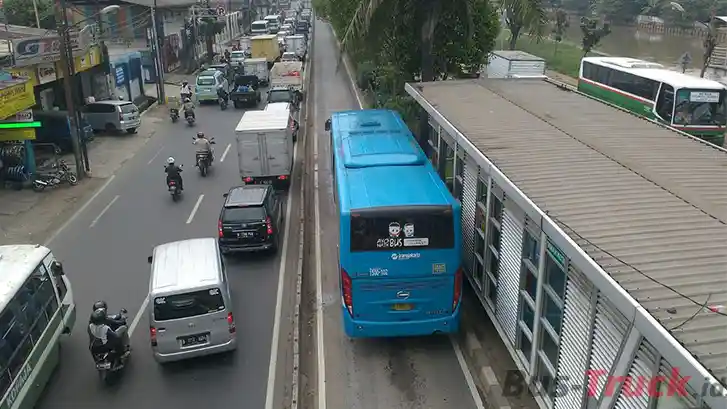 Berita - Pengamat Keselamatan Berkendara : Tugas Pengemudi Hanya Menyetir