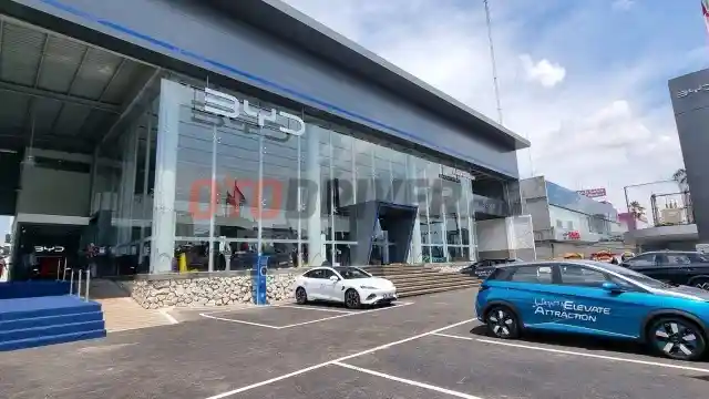 Berita - BYD Resmikan Dealer Terbesar Mereka di Bekasi, Ini Lokasinya