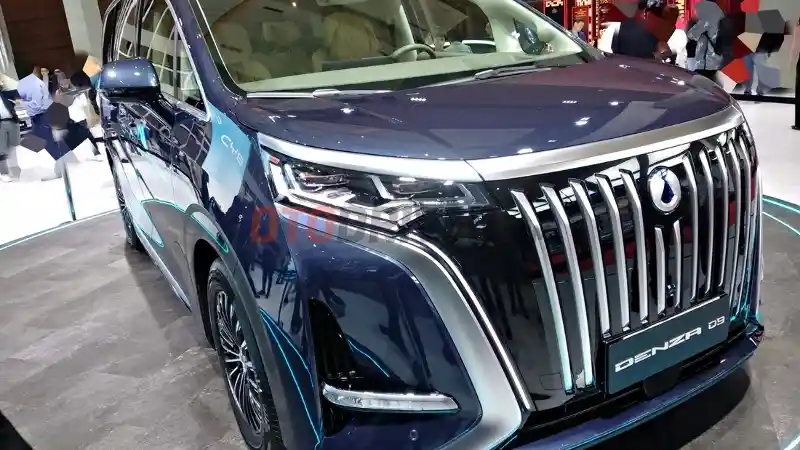 Foto - Pabrikan Mobil Listrik Di Cina Kelebihan Produksi?