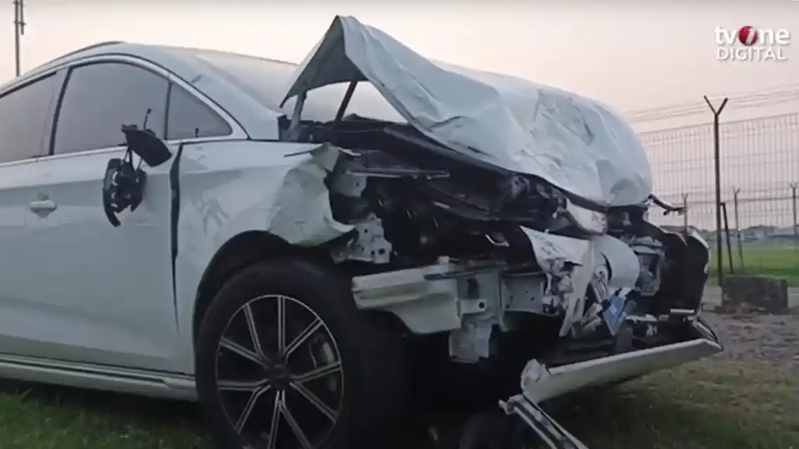 Foto - BYD M6 Adu Banteng Di Soetta, Ini Tanggapan Ahli Dan BYD