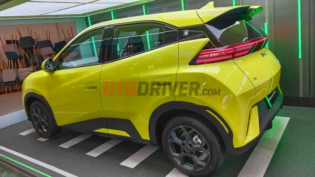 Foto - BYD Atto 1 Jadi Perbincangan di GIIAS 2025, Ini yang Bikin Harganya Terjangkau