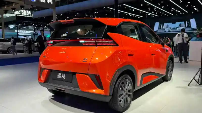 Foto - BYD Hadirkan Versi Baru Atto 1 Di Cina, Range Capai 550 Km!