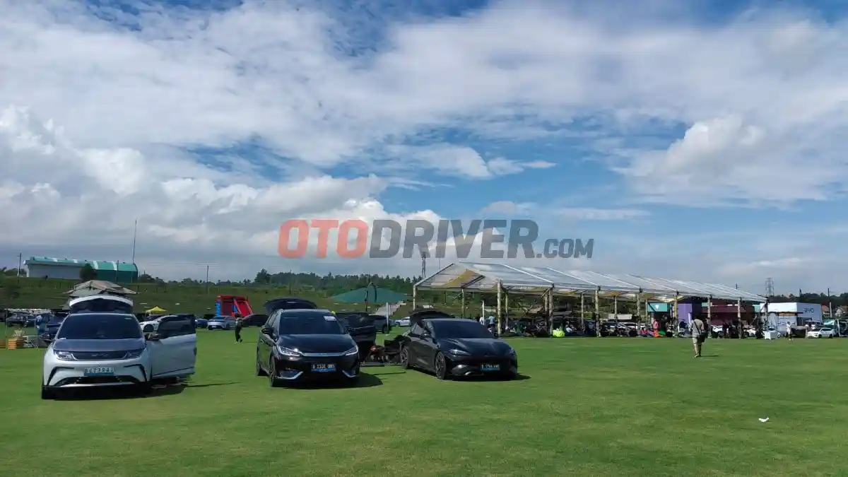 Foto - BYD M6 Laku 1.184 unit Dalam Sebulan, Ultahnya Digelar Besar-Besaran!