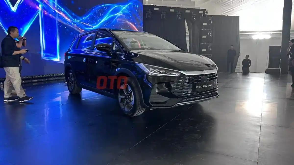 Foto - Mobil PHEV Pertama BYD Resmi Menyapa Indonesia