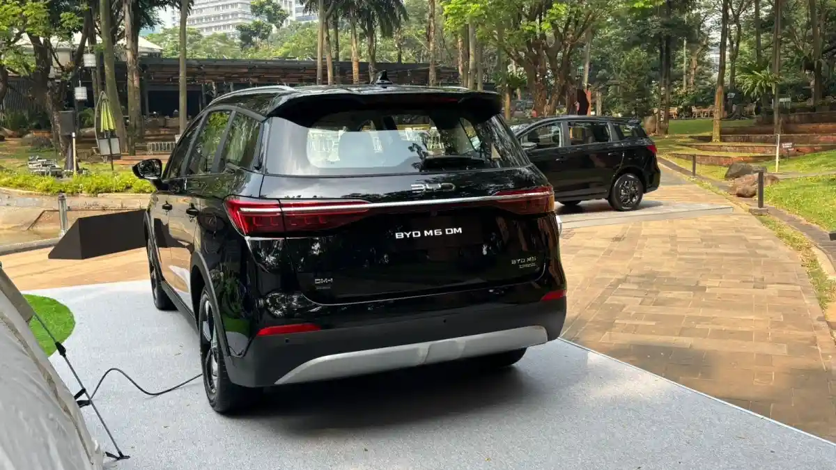 Foto - Ini Keunggulan Hybrid Dibandingkan PHEV Maupun BEV Menurut Mitsubishi