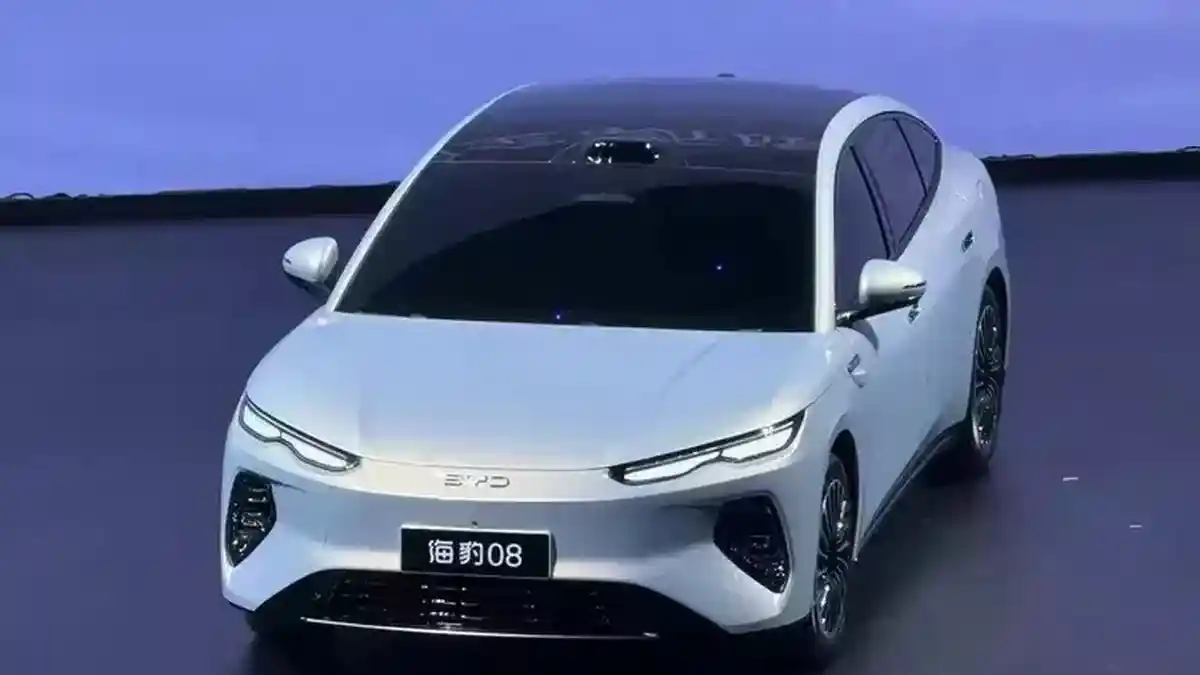 Foto - BYD Seal 08 Segera Meluncur, Simak Bocoran Spesifikasinya
