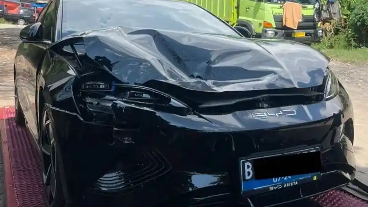 Foto - Banyak EV Kecelakaan Di Indonesia, Ini Tanggapan Pihak Safety Driving