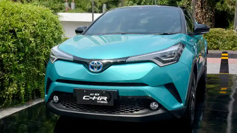 Berita - HR-V Laris Manis, C-HR Mendadak Laku!