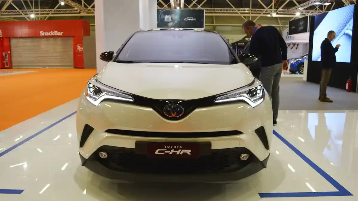 Berita - Toyota C-HR Bisa Hadir Pakai Mesin Sienta