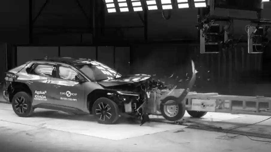 Foto - VIDEO: Crash Test Toyota C-HR (Euro NCAP)