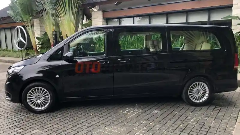 Berita - Mercy Vito Untuk Usik Alphard-Vellfire?