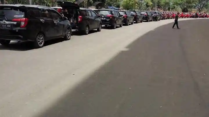 Foto - Calya Sigra Club Chapter Bandung Juara Resmi Berdiri, Deklarasinya Kolosal!