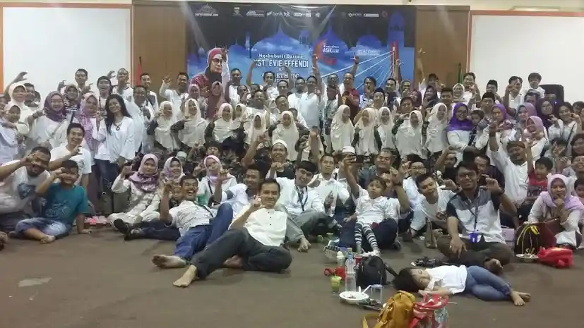 Foto - Komunitas Calya Sigra di Bandung Sukses Bukber Akbar