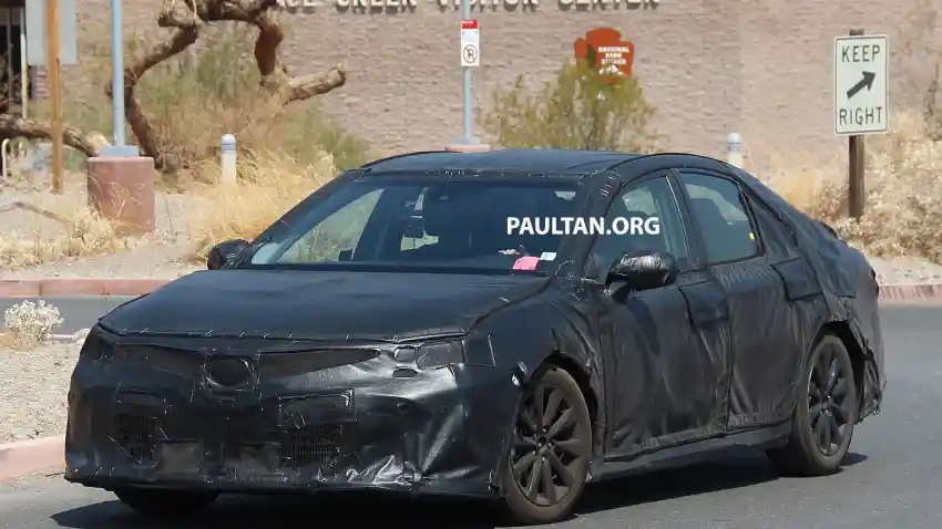 Foto - Wujud Toyota Camry Terbaru Bocor Di Balap NASCAR 