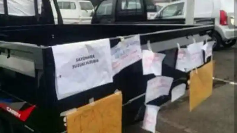 Foto - Suzuki Carry Futura Juga Stop Produksi