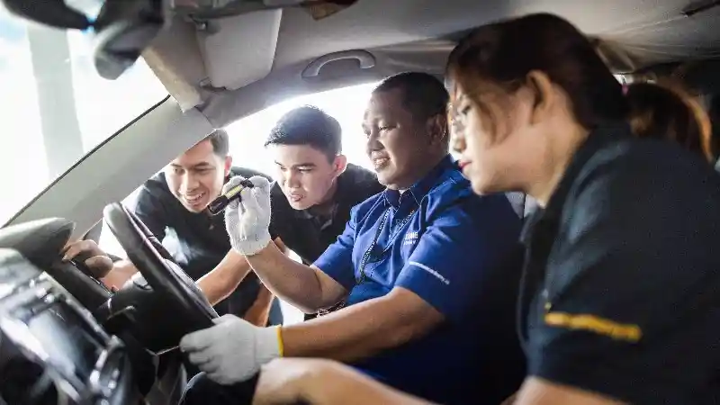 Berita - Carsome Academy Resmi Hadir. Apakah Itu?