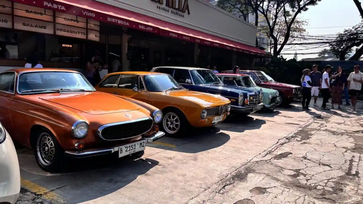 Foto - Cartini Iconic Sunday Drive, Ajang Kumpul Seru Srikandi Para Pecinta Otomotif