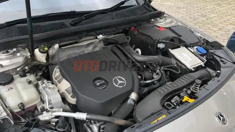 Foto - First Drive: Mercedes-Benz A 200 Sedan 2020