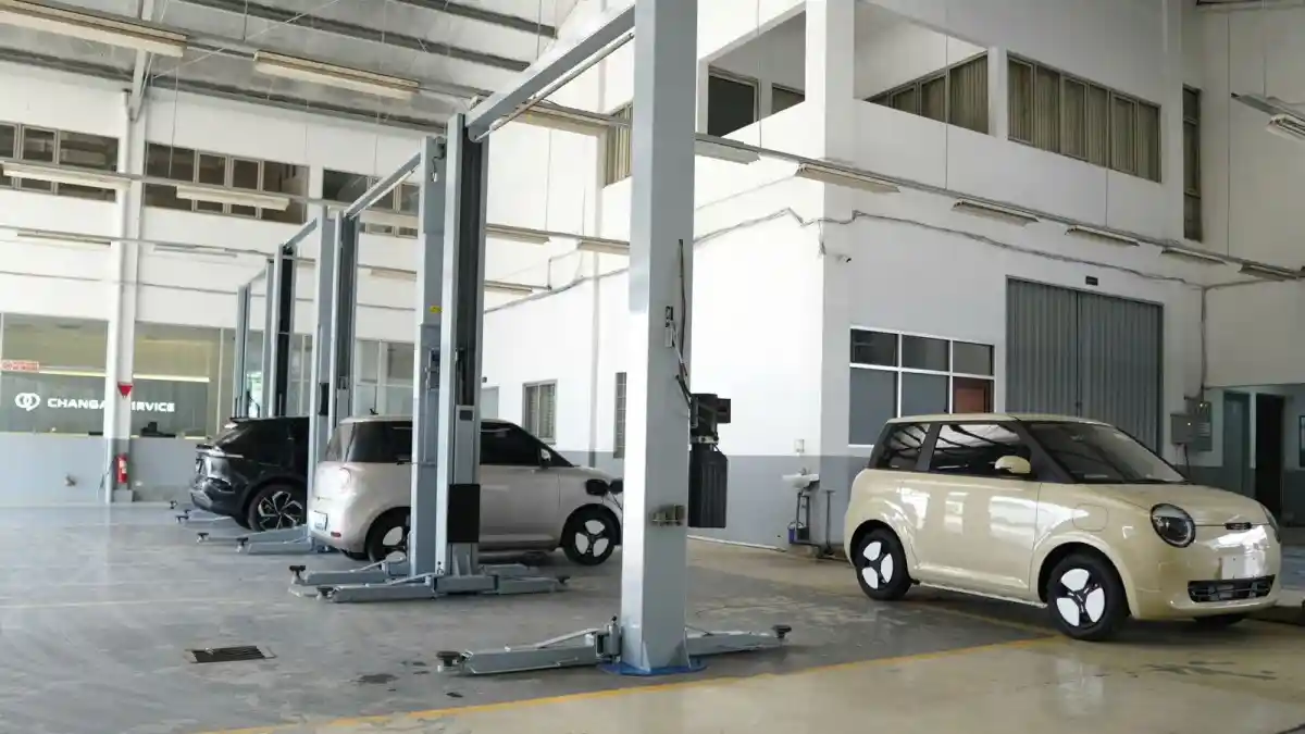 Foto - Changan Resmikan Dealer Mewah Di Bandung, Ini Lokasinya