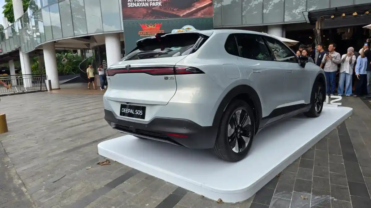 Foto - Changan Rilis Tiga Model Lagi Tahun Ini, Sedan L07 Dan SUV S05 Diprediksi Melantai