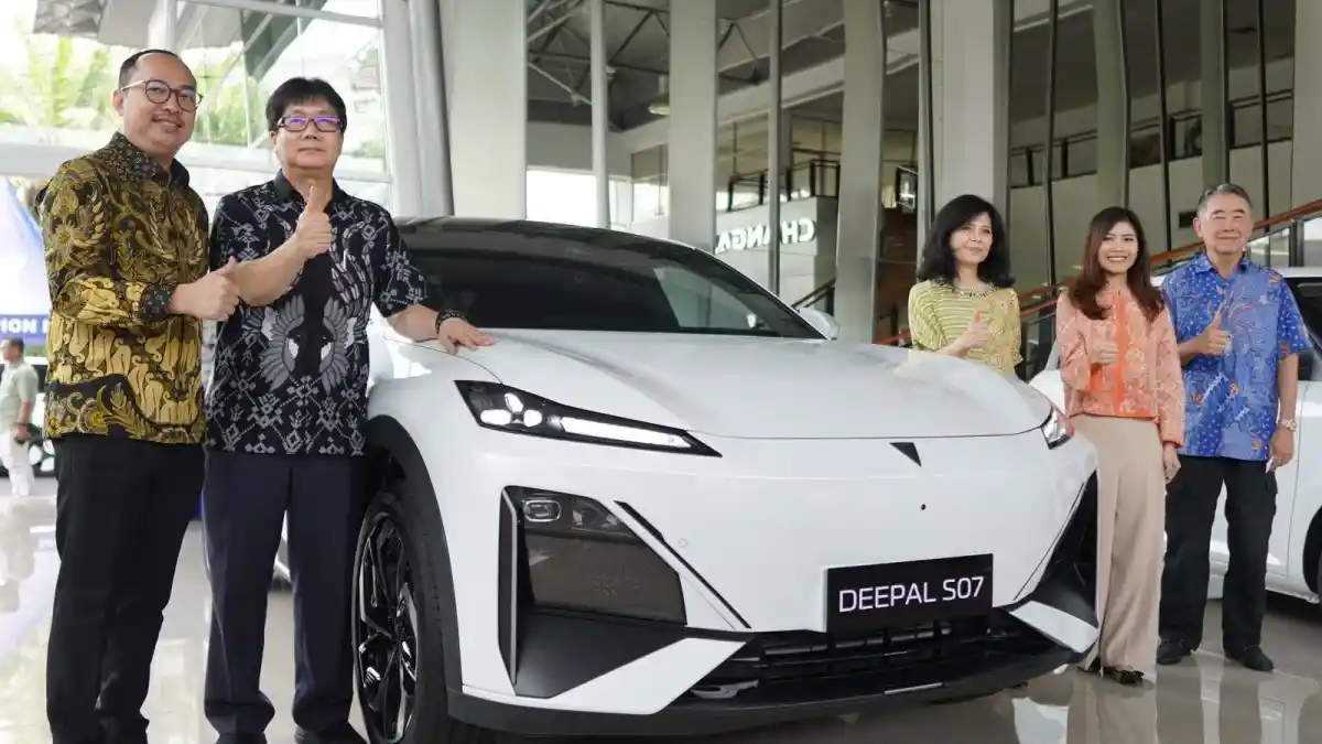 Foto - Changan Resmikan Dealer Mewah Di Bandung, Ini Lokasinya