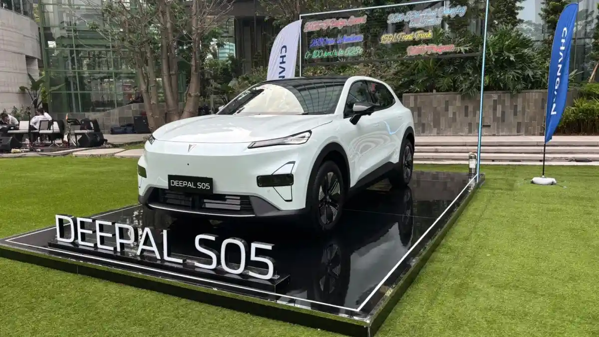 Foto - Changan Deepal S05 Dijual Mulai Rp 500 Jutaan, Intip Spesifikasinya