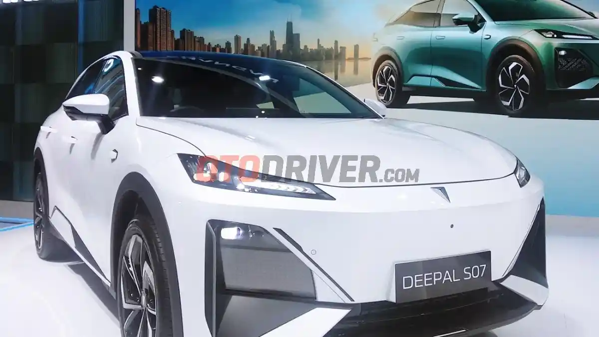 Foto - Changan Hadirkan Dua Produk Di Segmen EV Yang 'Membara'