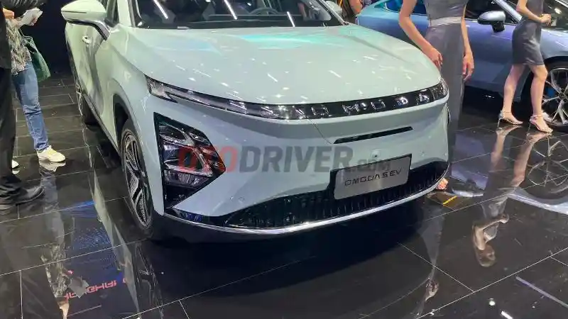 Berita - Bawa Mobil Listrik, Chery Juga Luncurkan Dua Varian SUV di GIIAS 2023