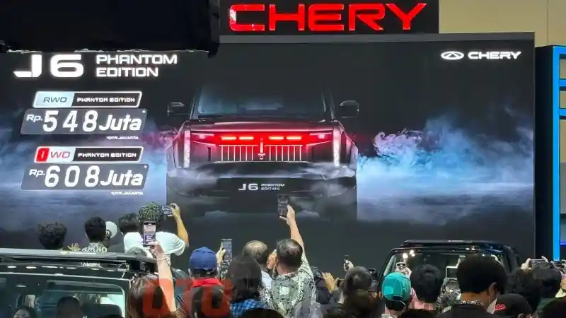 Foto - Mobil Listrik Offroad Pertama Chery J6 Resmi Diluncurkan, Harganya Mulai Rp 490 Juta