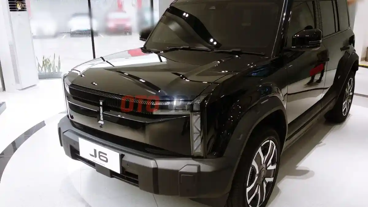 Foto - Chery Gedor Pasar Otomotif Makassar