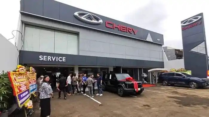 Foto - Kejar Target 80 Dealer, Chery Resmikan Dealer di Joglo. Ini Beragam Fasilitasnya