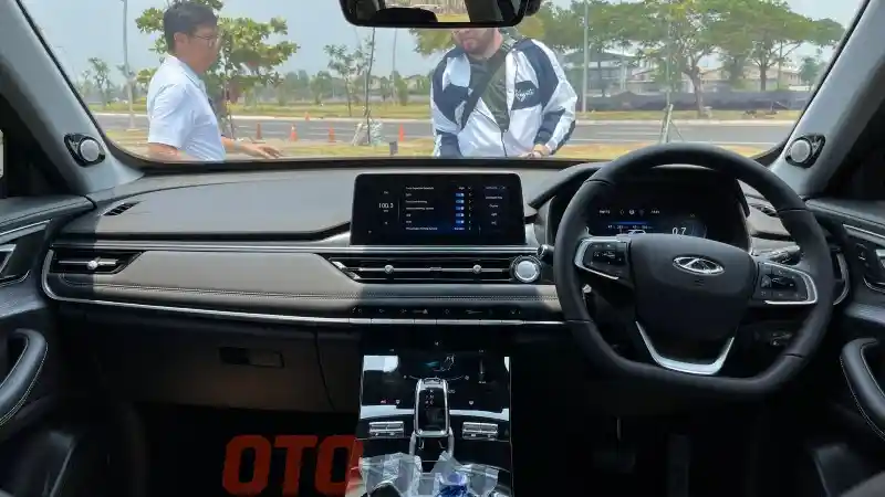 Foto - FIRST DRIVE: Chery Tiggo 8