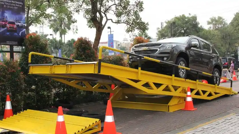 Berita - Buktikan SUV Cocok Untuk Perkotaan, Chevrolet Pamer Ketangguhan di Area Mall