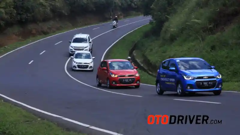 Foto - Chevrolet Kembangkan Aplikasi Pencegah 'Berponsel Sambil Nyetir'