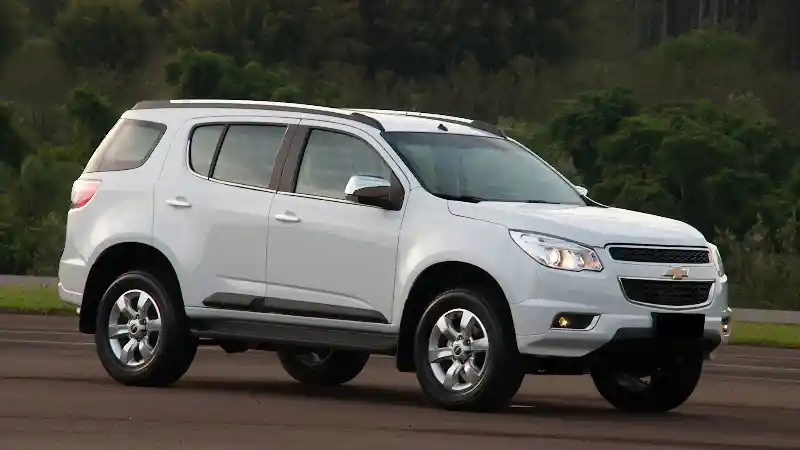 Foto - Mau SUV Ladder Frame Bekas Seharga LMPV? Ini Pilihannya 