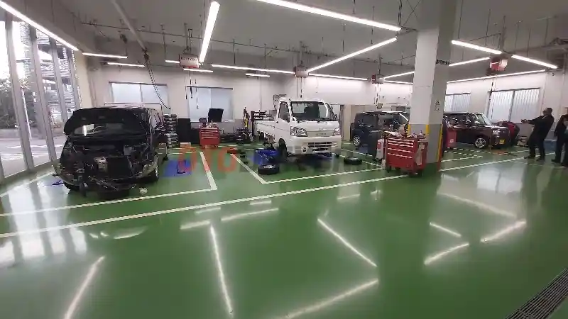 Foto - Melihat Daihatsu Chiba Matsudo Minami, Outlet Penjualan Terbesar di Jepang