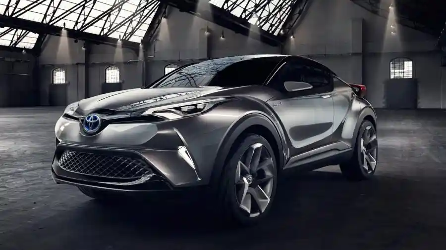 Berita - GIIAS 2016: Toyota C-HR Diusahakan Mengaspal di Indonesia!