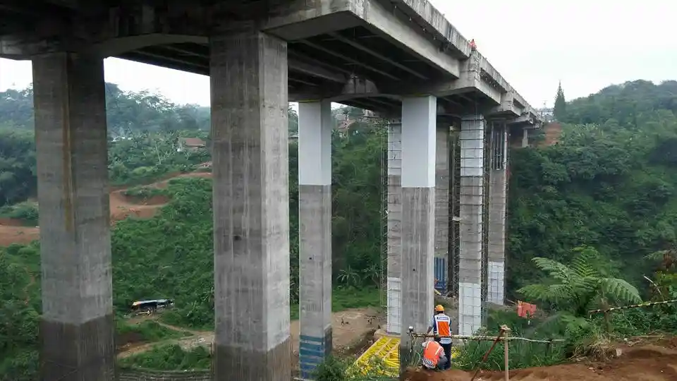 Berita - Jembatan Cisomang Selesai Diperbaiki, April Bisa Dilintasi Semua Kendaraan