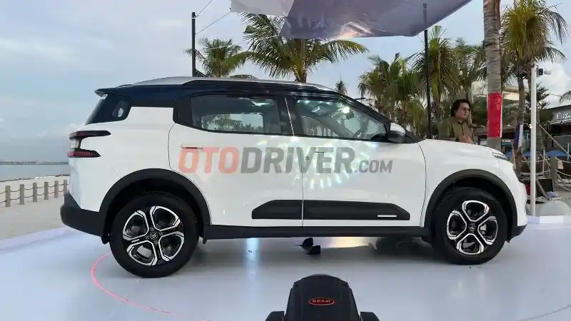 Foto - Citroen C3 Aircross Resmi Meluncur, Harga Tak Sampai Rp 300 Juta (15 FOTO)