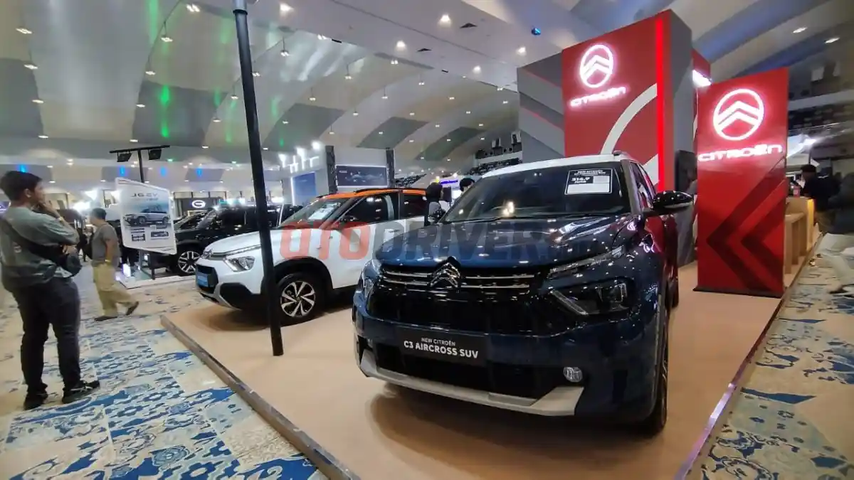 Foto - All-New Citroën Basalt Dark Edition dan C3 Sport Curi Perhatian Di GIIAS Semarang 2025
